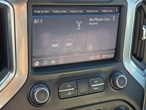 Used 2022 Chevrolet Silverado 2500 LT w/ Z71 Off-Road Package image 18