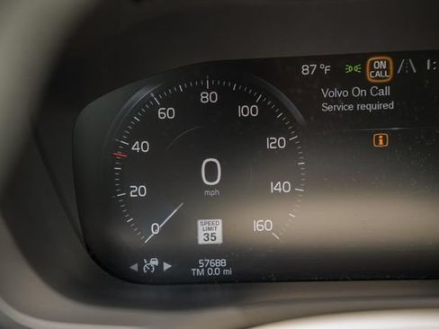 Used 2018 Volvo XC60 T8 Inscription w/ Advanced Package AWD/4WD image 43