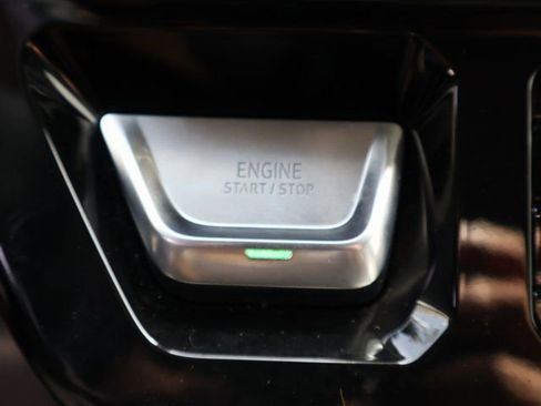 Used 2024 GMC Sierra 1500 Denali AWD/4WD image 35