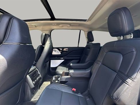 New 2025 Lincoln Aviator Reserve w/ Equipment Group 201A image 14