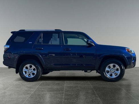 Used 2024 Toyota 4Runner SR5 image 9