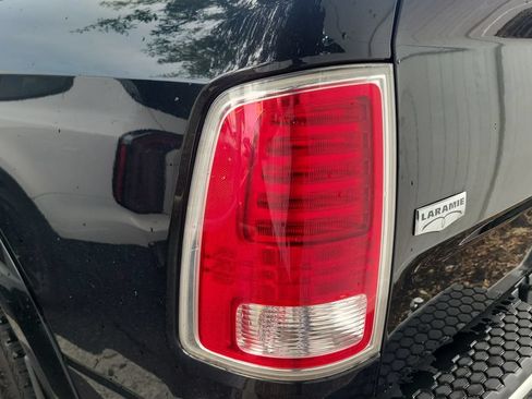 Used 2015 RAM 1500 Laramie AWD/4WD image 10