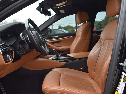 Certified 2023 BMW M550i xDrive w/ Executive Package AWD/4WD image 6