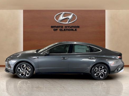 Certified 2025 Hyundai Sonata SEL AWD/4WD image 3