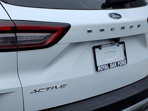 Used 2024 Ford Escape Active image 23