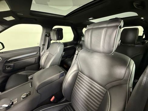 Used 2022 Land Rover Discovery HSE R-Dynamic image 12