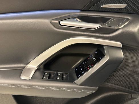 New 2025 Audi Q5 Premium Plus image 9