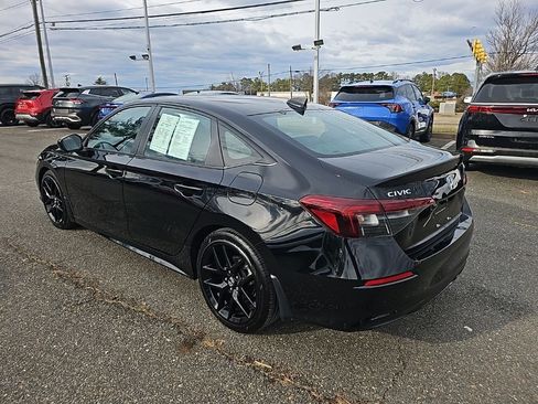 Used 2025 Honda Civic Sport image 8