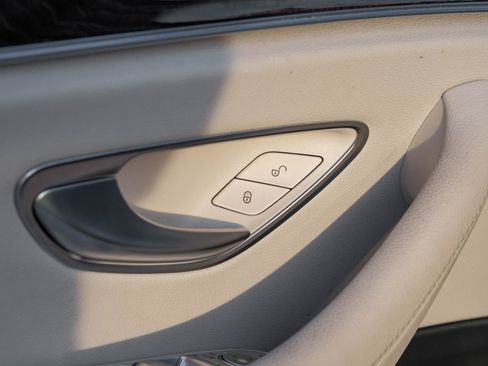 Used 2021 Mercedes-Benz E 350 Sedan image 42