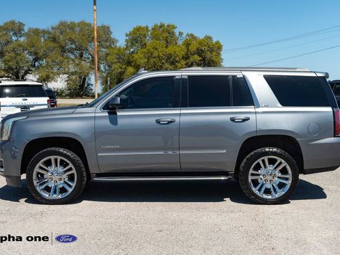 Used 2018 GMC Yukon SLT w/ Premium Edition image 10