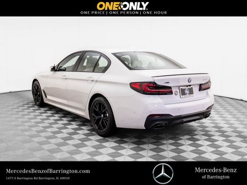 Used 2023 BMW 540i xDrive w/ M Sport Package image 3