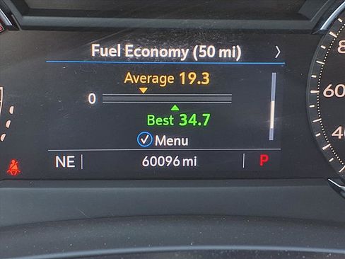 Used 2023 Cadillac XT4 Luxury image 29