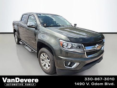 Used 2018 Chevrolet Colorado LT w/ Luxury Package, Chrome AWD/4WD image 1