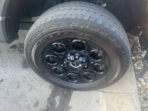 Used 2024 Ford F250 Lariat w/ Lariat Ultimate Package image 2