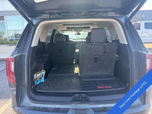 Used 2020 GMC Acadia Denali w/ Technology Package AWD/4WD image 6