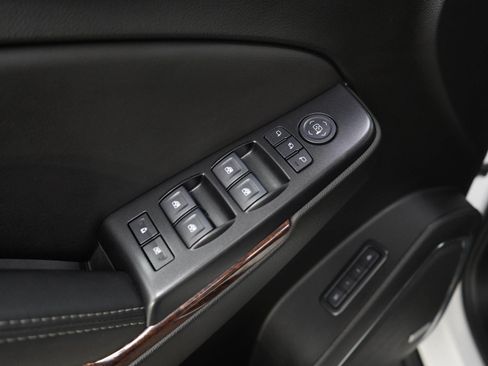 Used 2019 GMC Yukon XL SLT AWD/4WD image 21