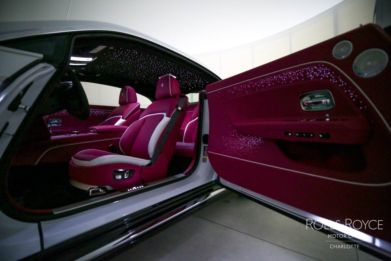 Certified 2024 Rolls-Royce Spectre w/ Spectre Launch Package AWD/4WD image 32