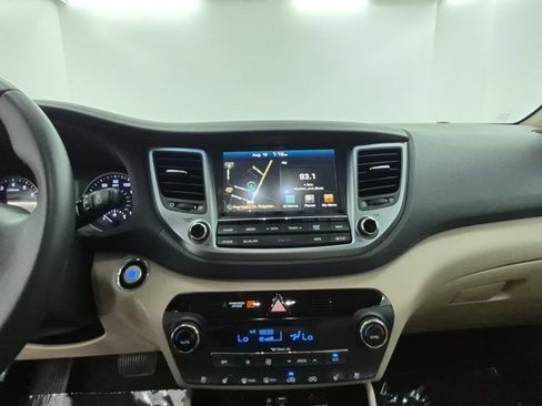 Used 2017 Hyundai Tucson Limited w/ Limited Ultimate Package 03 FWD image 15