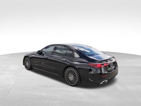 Used 2025 Mercedes-Benz E 350 Sedan image 3