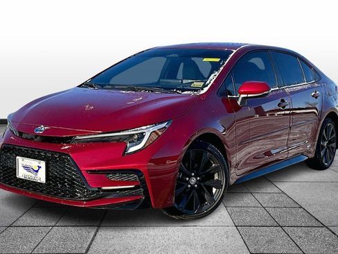 Used 2025 Toyota Corolla SE image 12