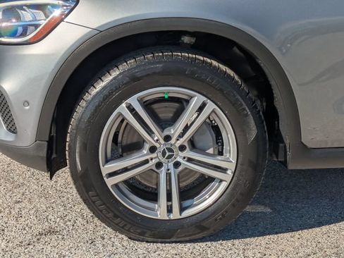 Used 2021 Mercedes-Benz GLC 300 image 11