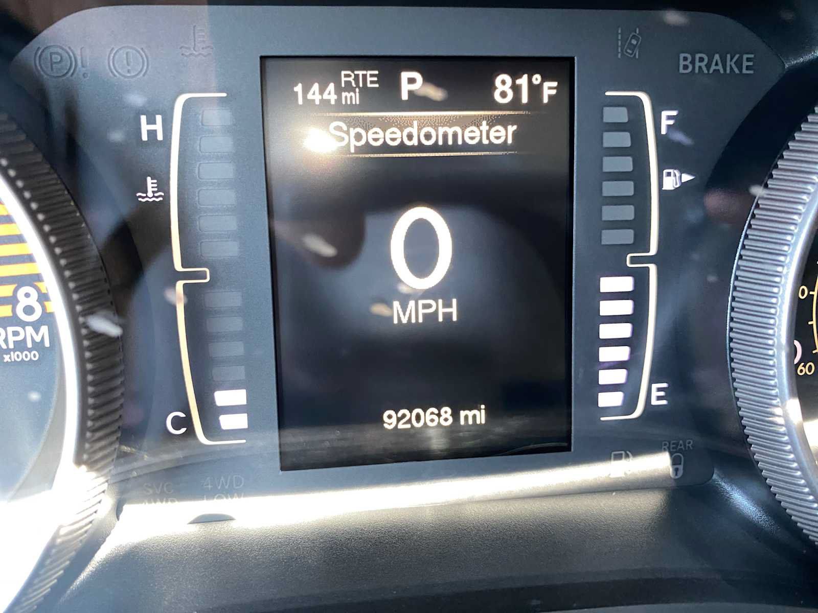 Used 2017 Jeep Cherokee Latitude w/ Cold Weather Group AWD/4WD image 6