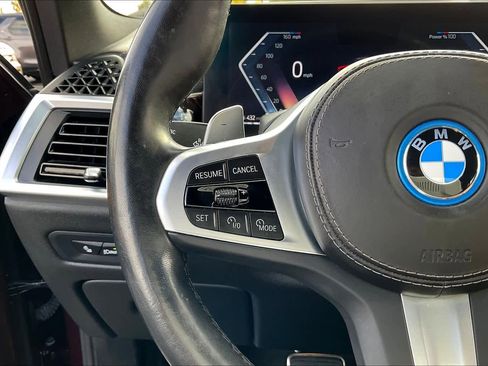 Used 2024 BMW X5 xDrive50e w/ M Sport Package image 21