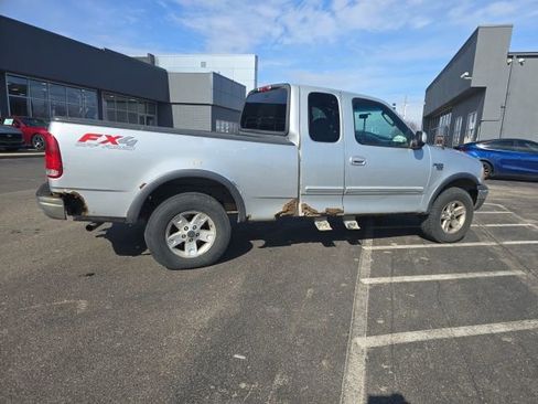 Used 2003 Ford F150 XLT image 5