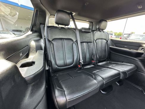 Used 2024 Jeep Wagoneer Series II AWD/4WD image 34