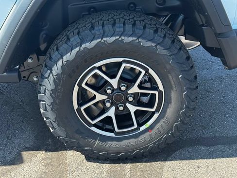 New 2026 Jeep Wrangler Unlimited Rubicon AWD/4WD image 11