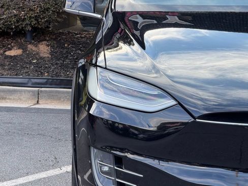 Used 2020 Tesla Model X Long Range AWD/4WD image 4