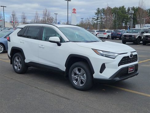New 2025 Toyota RAV4 XLE image 3