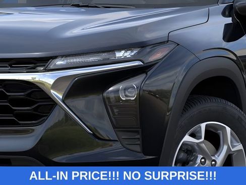 New 2026 Chevrolet Trax LS w/ LS Convenience Package FWD image 20