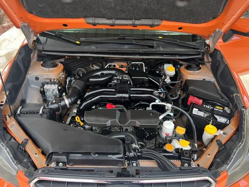 Used 2015 Subaru Crosstrek 2.0i Limited w/ Popular Package #2 image 9