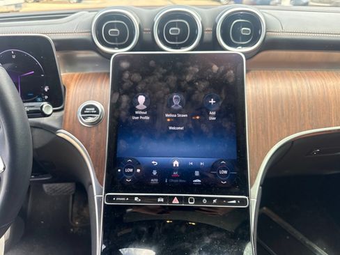 Used 2023 Mercedes-Benz GLC 300 image 15