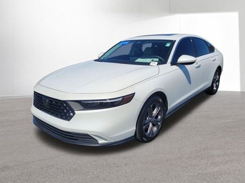 Certified 2023 Honda Accord EX image 12