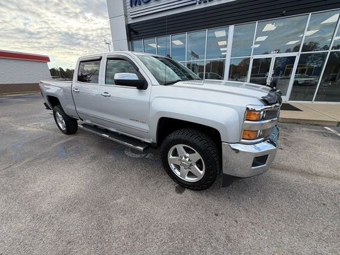 Used 2015 Chevrolet Silverado 2500 LTZ w/ Duramax Plus Package image 2