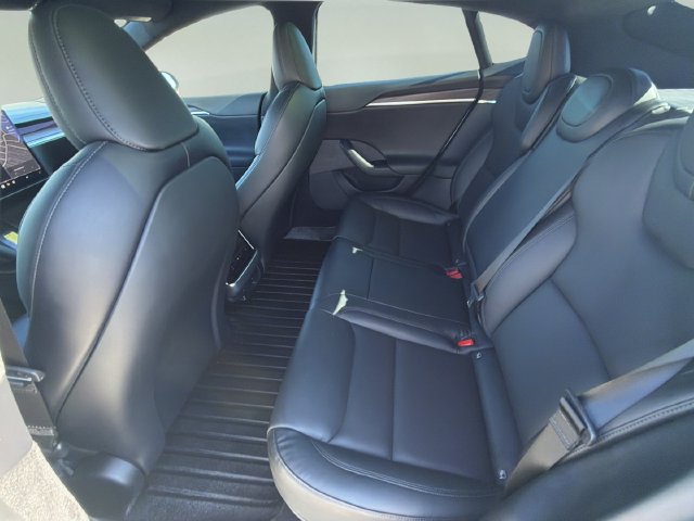 Used 2022 Tesla Model S AWD/4WD image 14