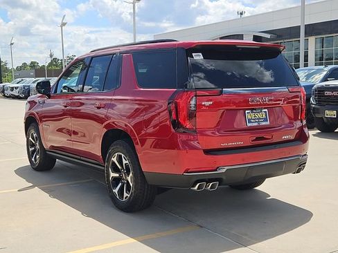 New 2026 GMC Yukon AT4 w/ AT4 Premium Plus Package AWD/4WD image 7