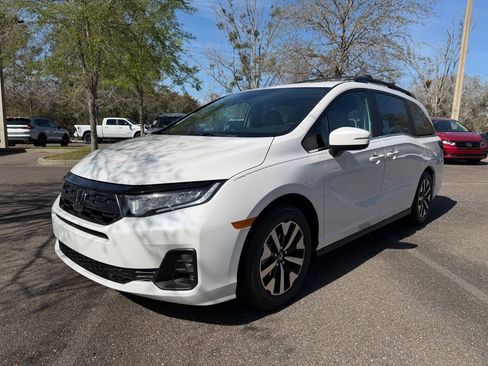 New 2026 Honda Odyssey EX-L image 2