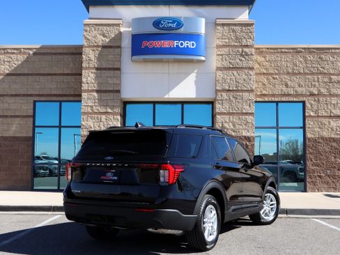 New 2026 Ford Explorer Active image 6