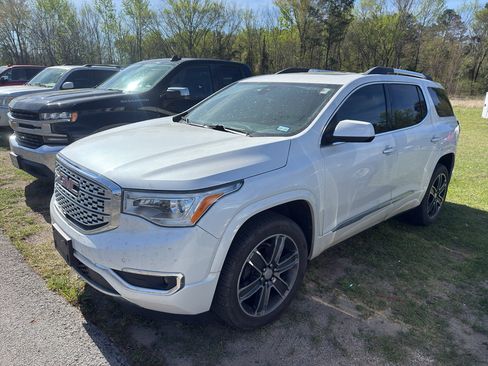 Used 2019 GMC Acadia Denali w/ Technology Package image 1