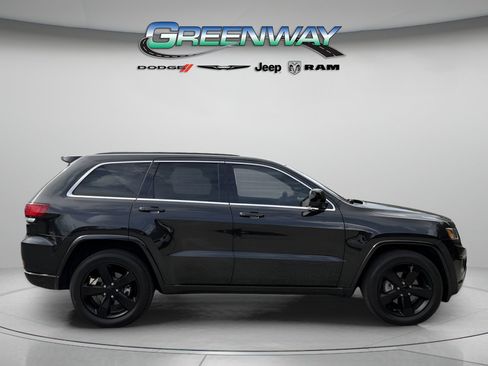 Used 2015 Jeep Grand Cherokee Altitude RWD image 5