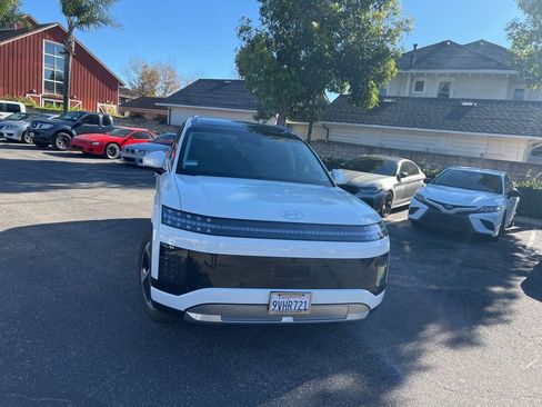 Used 2026 Hyundai Ioniq 9 Limited image 3