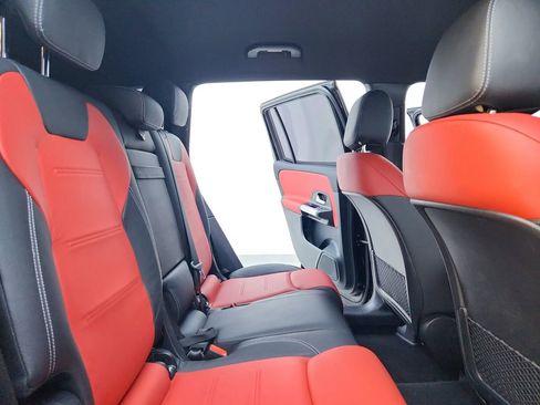 Used 2022 Mercedes-Benz GLB 35 AMG 4MATIC image 38