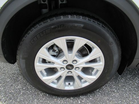 Used 2023 Ford Escape Active FWD image 8
