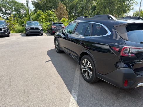Used 2020 Subaru Outback Limited AWD/4WD image 7