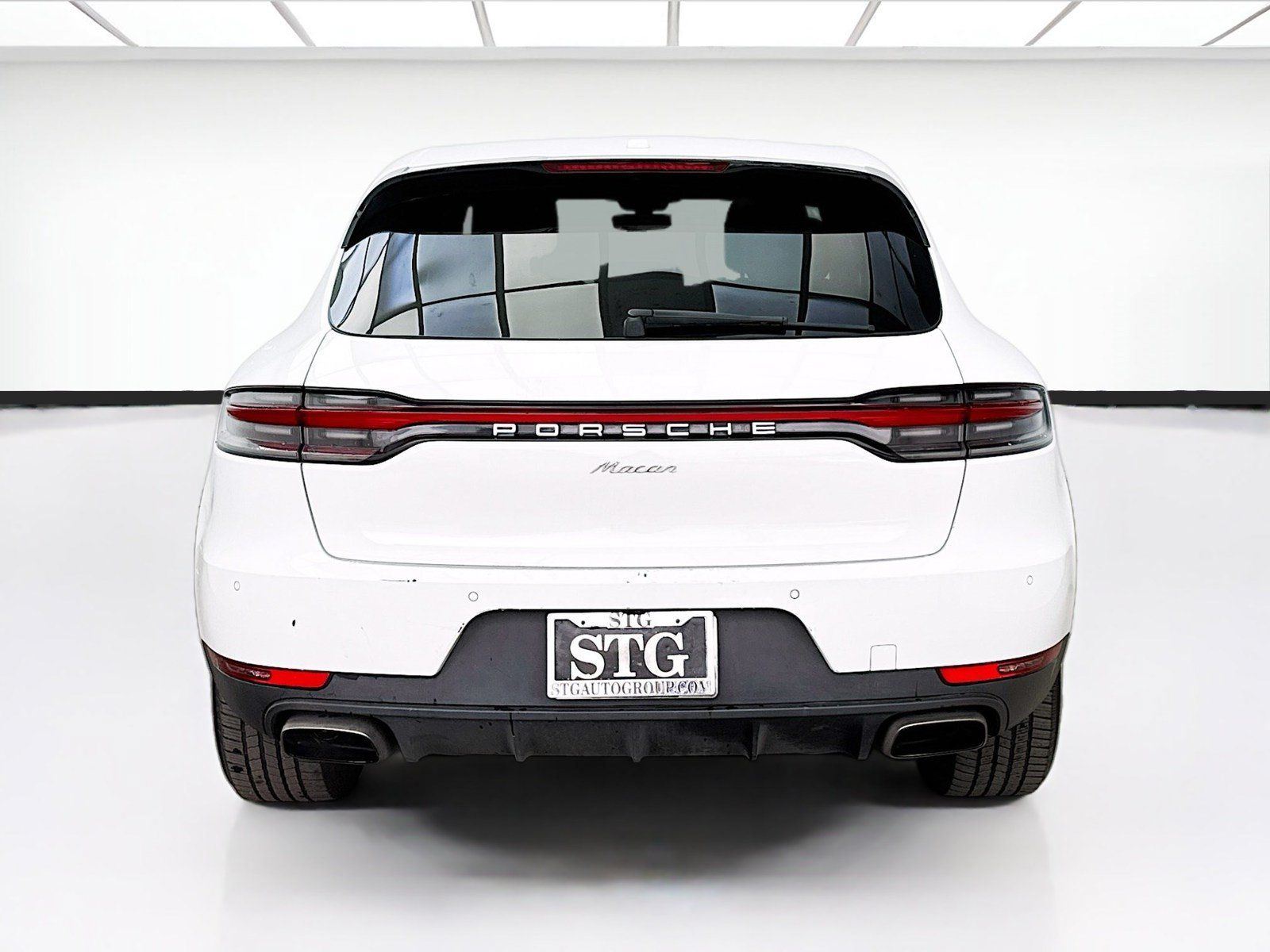 Used 2019 Porsche Macan AWD/4WD image 5