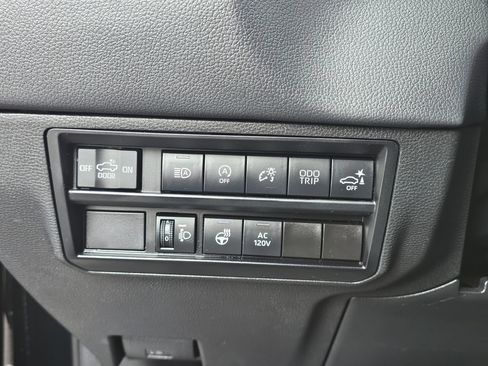 Used 2022 Toyota Tundra Limited w/ TRD Off-Road Package AWD/4WD image 25