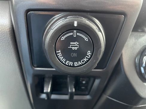 Used 2018 Ford F150 XLT w/ Equipment Group 302A Luxury image 19